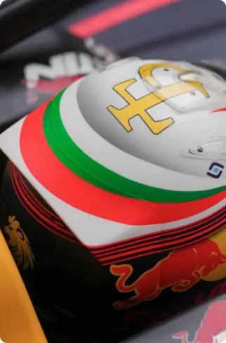 Nikola Tsolov - helmet