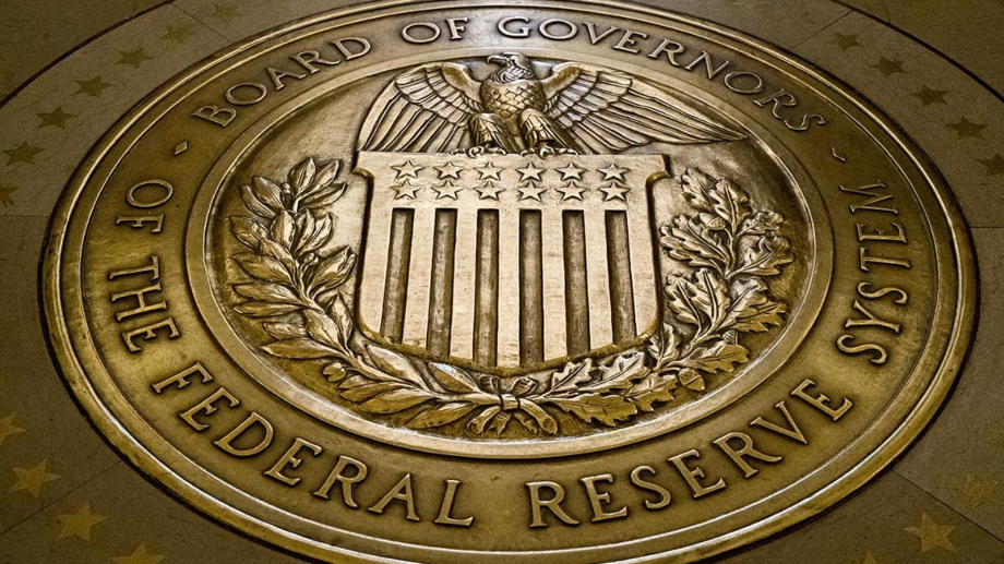 Fed alza tassi come previsto